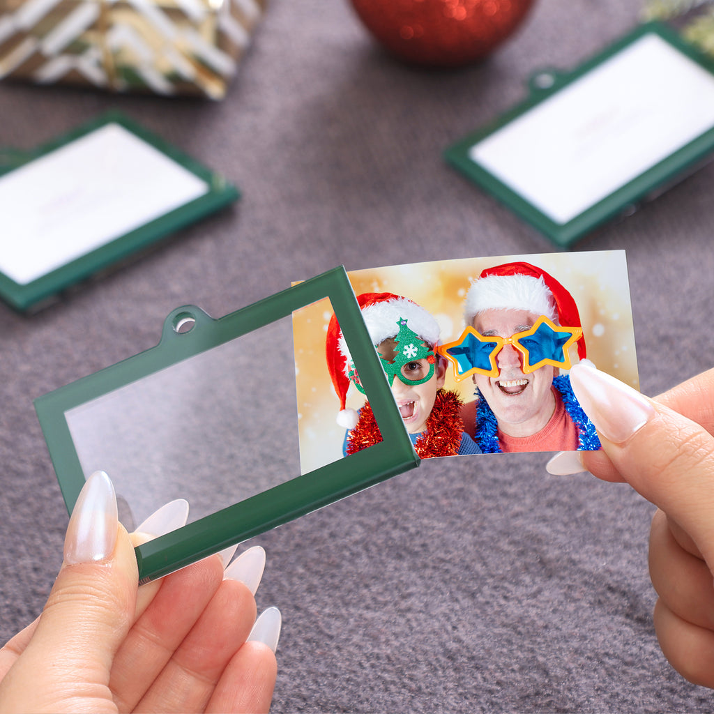 8 Pcs 3 x 2 inch Christmas Acrylic Green Photo Frame Ornaments for Display Picture