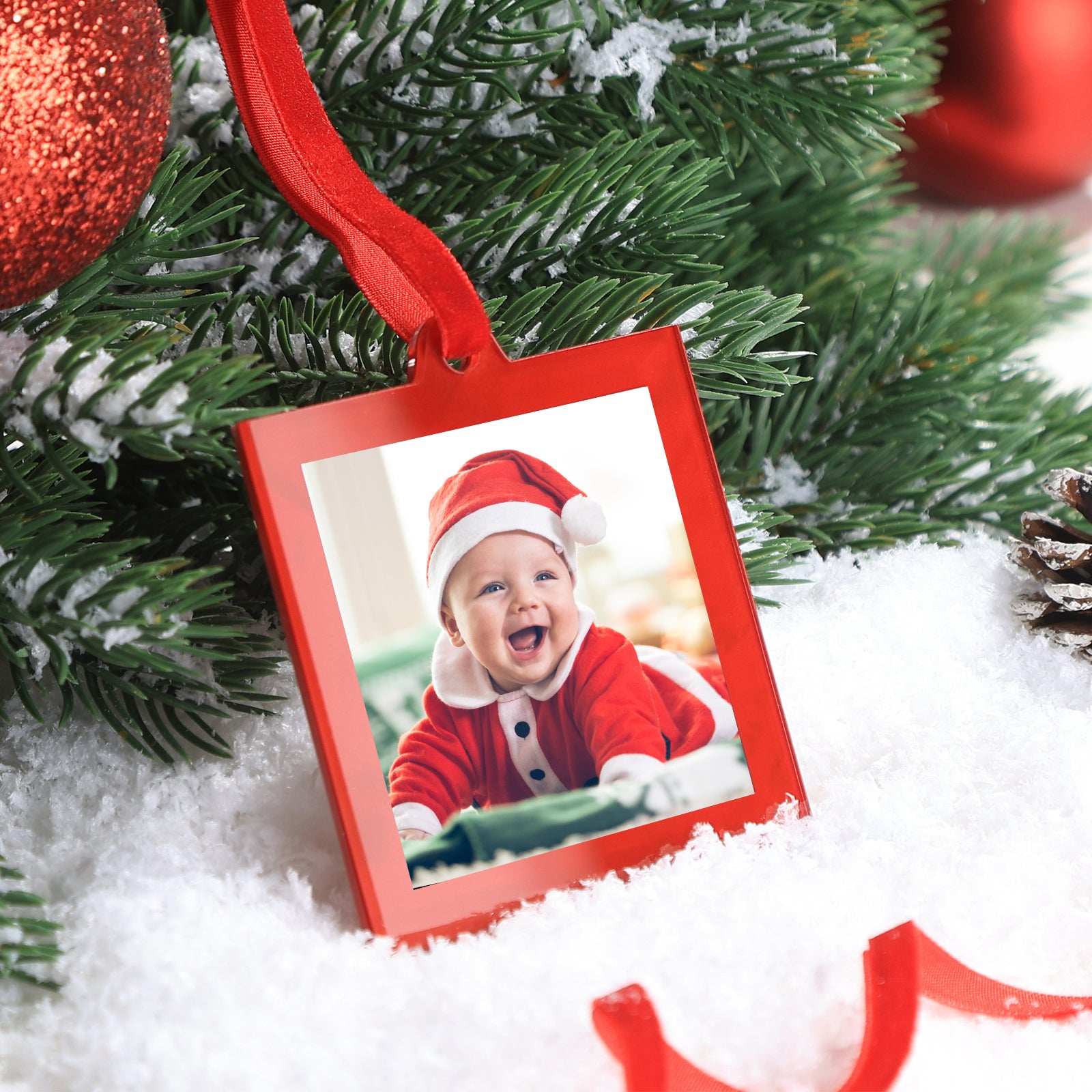 8 Pcs 2.5 x 2.5 inch Christmas Acrylic Red Photo Frame Ornaments for Display Picture