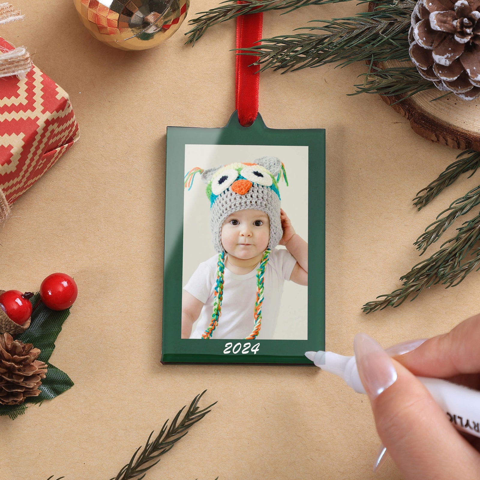 8 Pcs 2 x 3 inch Christmas Acrylic Green Photo Frame Ornaments for Display Picture