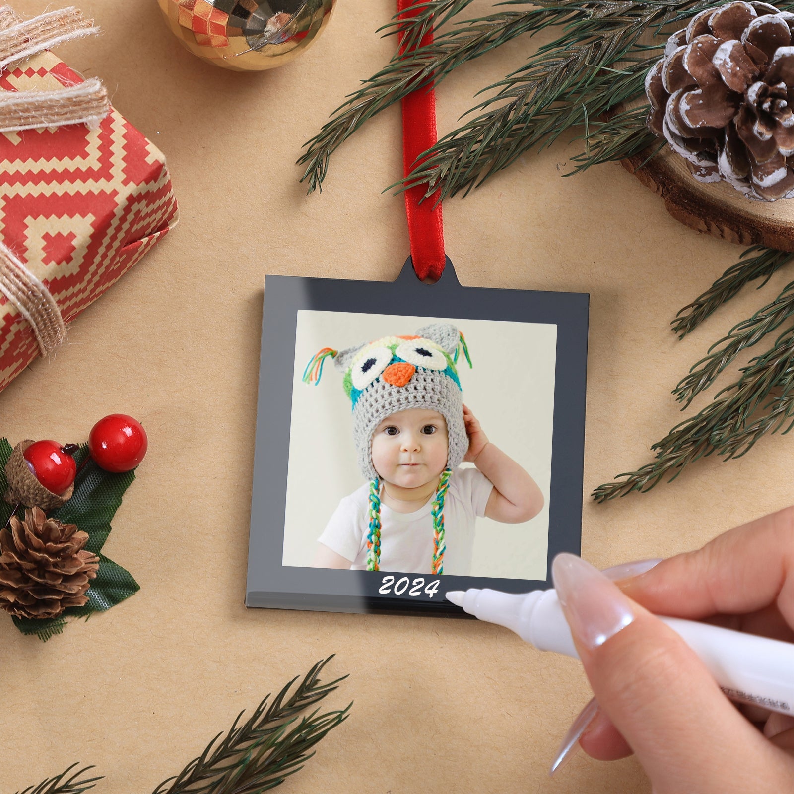 8 Pcs 2.5 x 2.5 inch Christmas Acrylic Black Photo Frame Ornaments for Display Picture