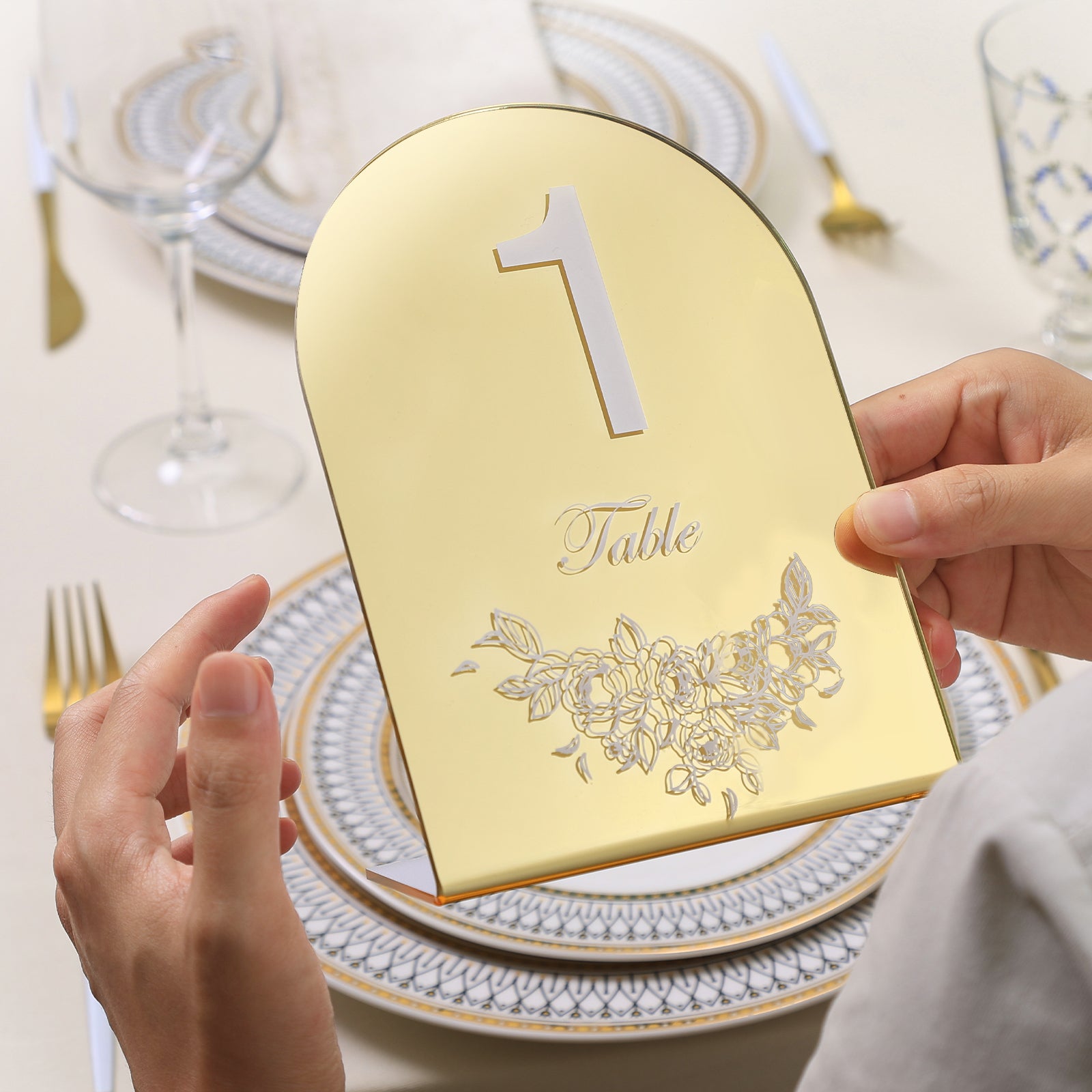 UNIQOOO Gold Mirror Wedding Table Numbers with Stands 1-20 set, 5x7'' Acrylic Arch Signs with Holders and Printed Calligraphy