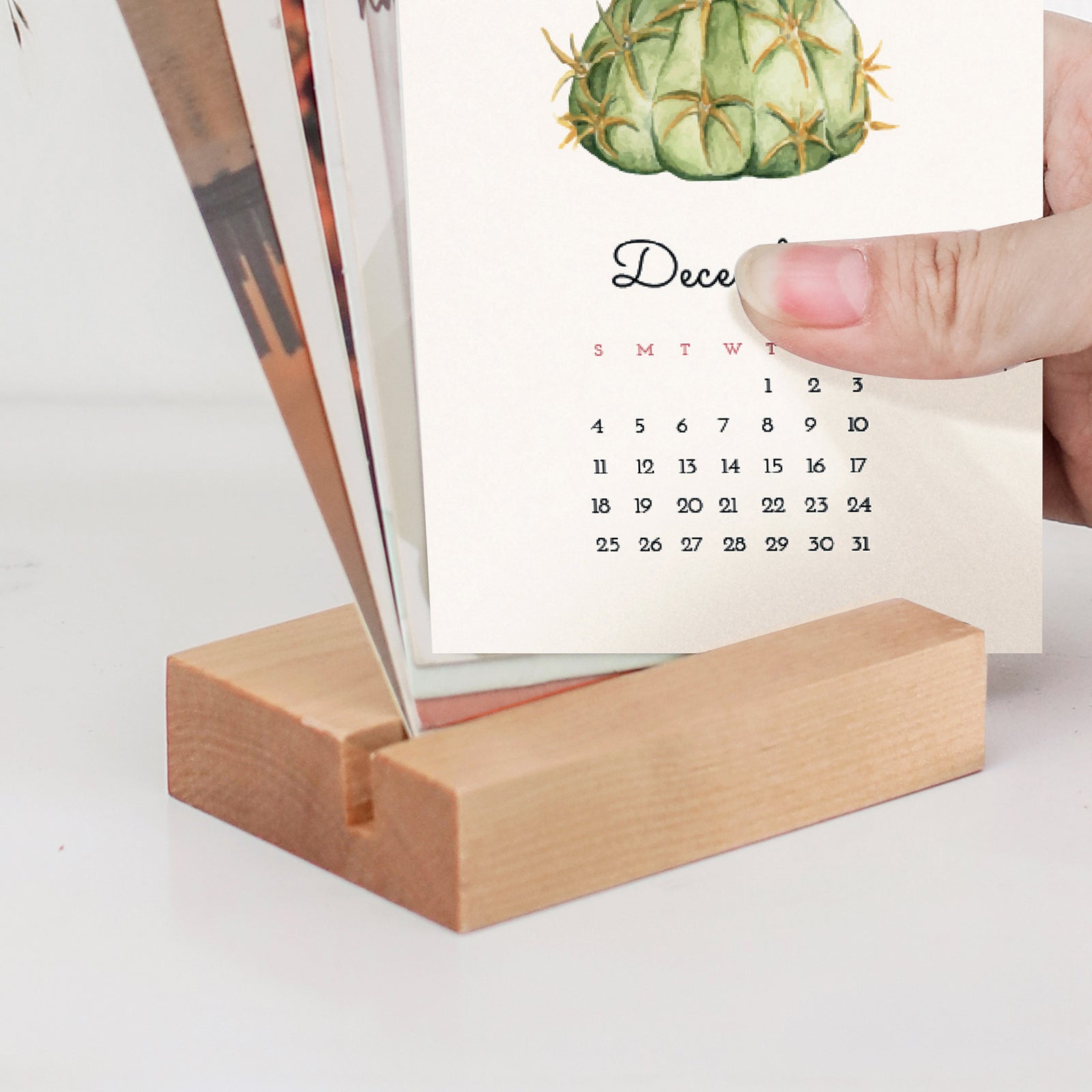 3.5" Birch Wood Calendar Stand